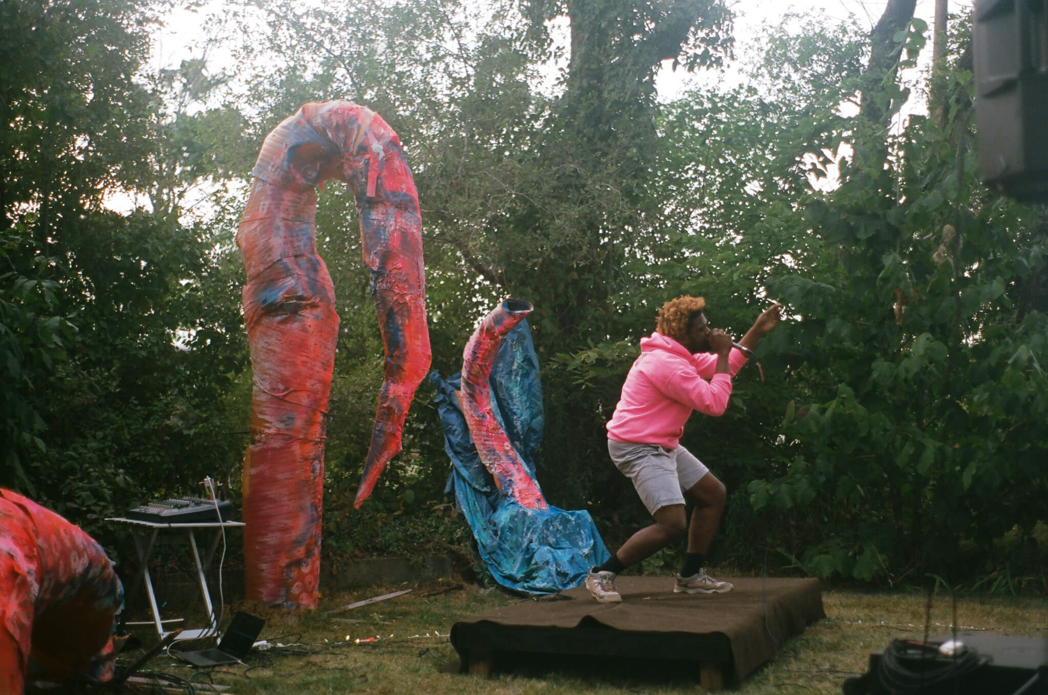 HEYZEUS performs on the Shipwreck Stage built by Lauren Steinhofer.