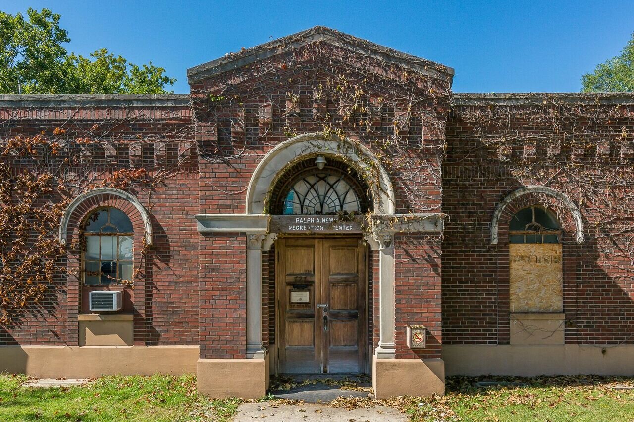 The Armory’s main entrance before restoration.