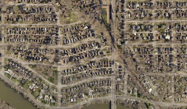 North Shore Triangle Neighborhood and Harter Heights Neighborhood centered on Michigan Street north of the St. Joseph River.